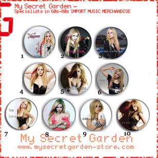 Avril Lavigne - Portrait Pinback Button Badge Set 1a or 1b( or Hair Ties / 4.4 cm Badge / Magnet / Keychain Set )